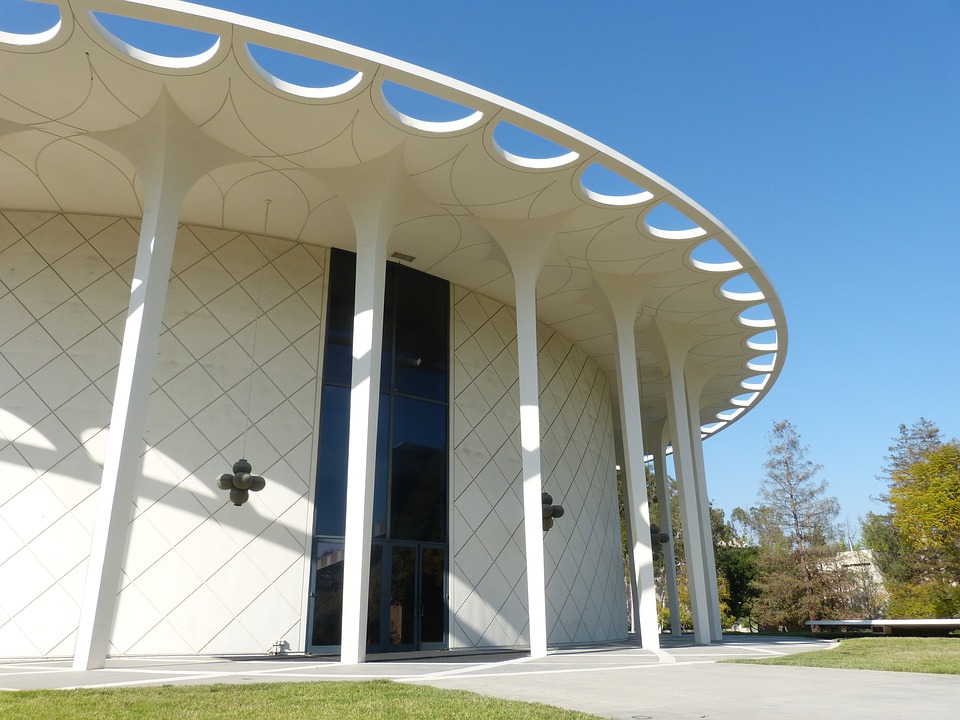 Um-dos-auditórios-da-instituição