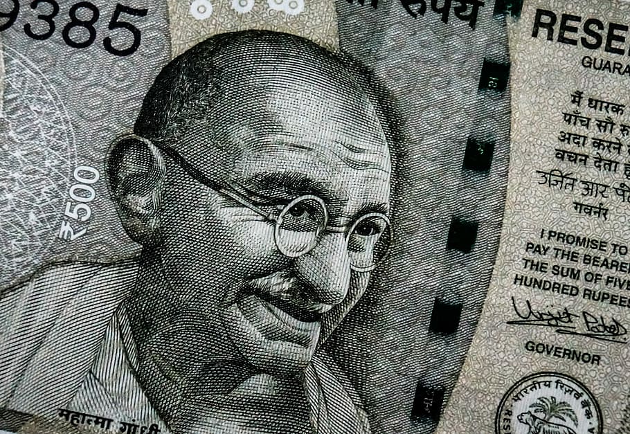 gandhi-celebridades-que-fizeram-intercambio