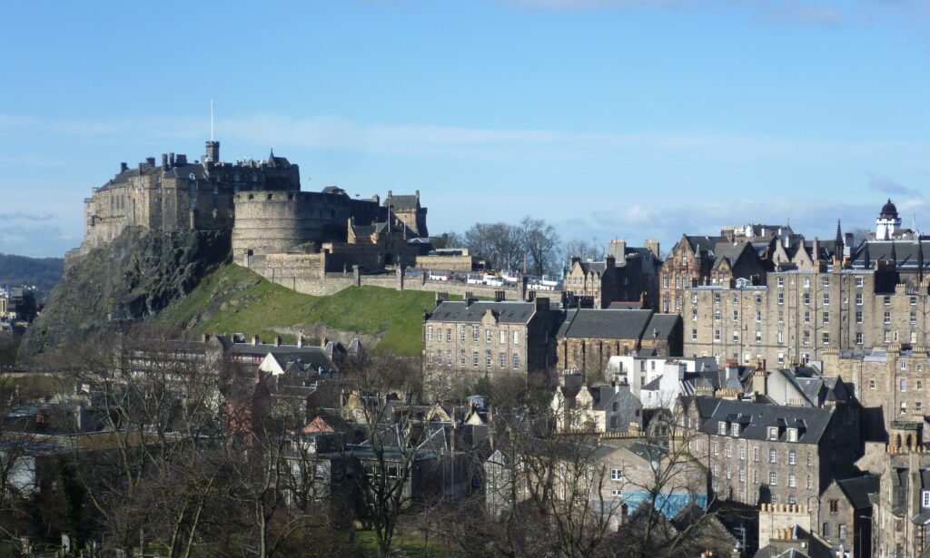 cidades-universitárias-da-Europa-Edimburgo